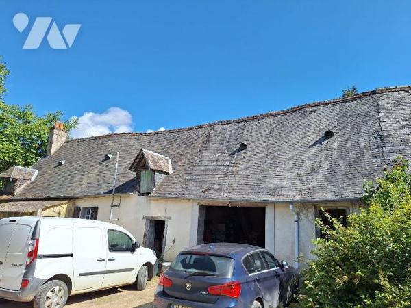 Maison à vendre à MENETOU-SALON (Cher), au calme dans un hameau, superbe maison ancienne mitoye...