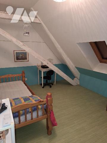 Maison à vendre à MENETOU-SALON (Cher), au calme dans un hameau, superbe maison ancienne mitoye...