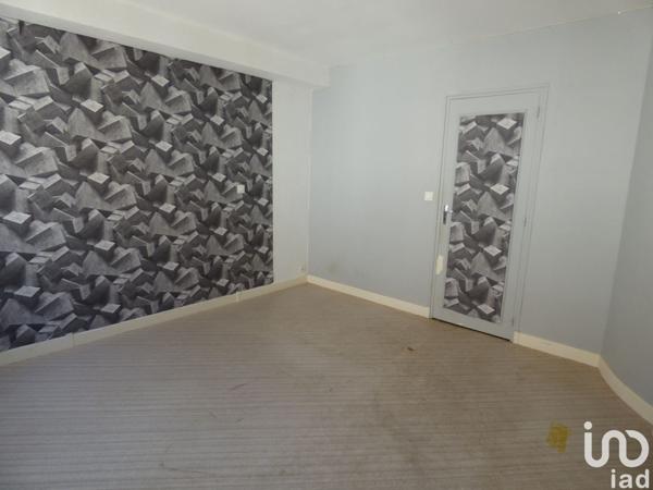 Maison 6 pièces de 187 m² à Dormans (51700)