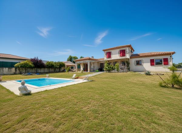 Maison 130 m² garage double et grand jardin - village à 10 min Carcassonne Cavanac
