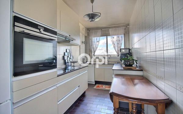 Appartement à vendre    5 pièces •  Viry-Châtillon