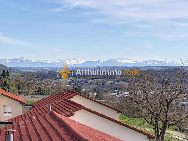 Vente                                                      Appartement
                        
                     5 pièces                      94 m2                     à Bourgoin-Jallieu