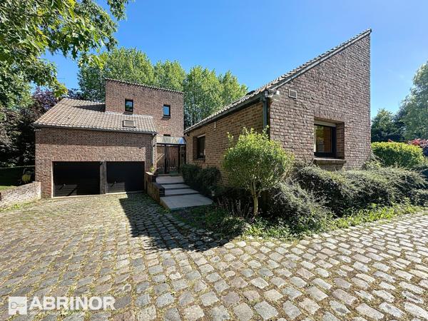VILLA D ARCHITECTE DANS UN ECRIN DE VERDURE HYPER RESIDENTIEL WASQUEHAL