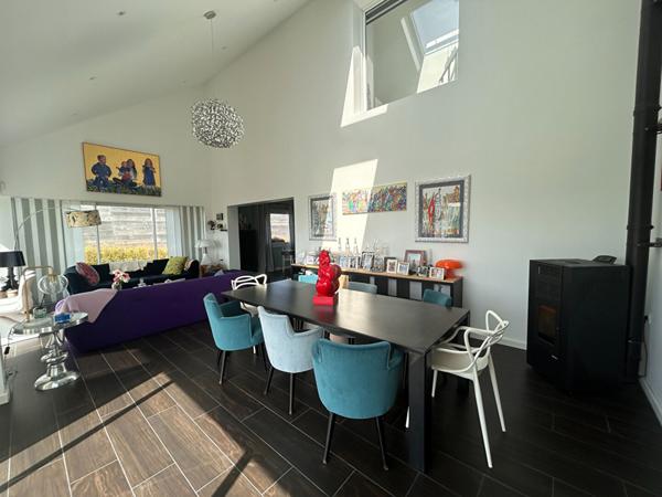 Villa Sangatte 10 pièce(s) 300 m2