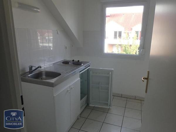 Appartement à louer 2 pièces 54.02m² Bailleul (59270)