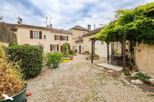 Maison à vendre 209 990 € Marcillac-Lanville 5 p 148 m² DPE C