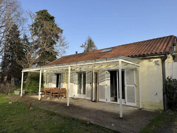 Maison ancienne - Saint-cyprien Charmant pied-à-terre contemporain – 64 m² dans un parc d’exception