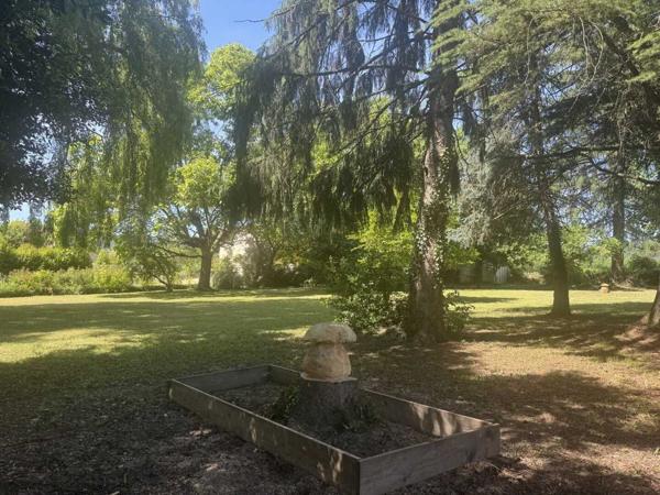 Maison ancienne - Saint-cyprien Charmant pied-à-terre contemporain – 64 m² dans un parc d’exception