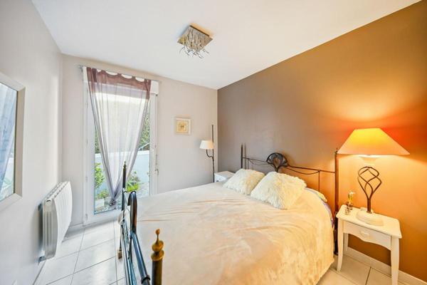 Appartement La Ciotat 4 pièce(s) 75.73 m2 vue mer avec garage et place de parking