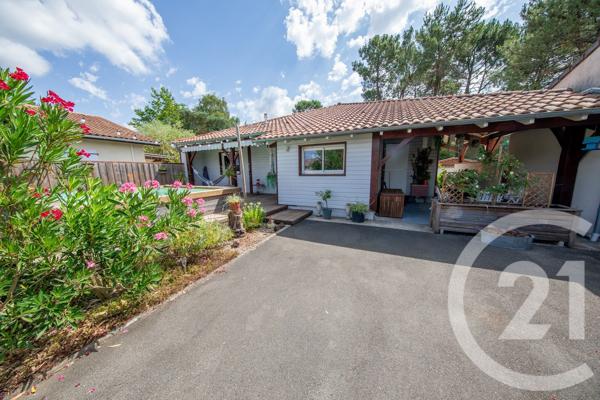 Maison à vendre  3 pièces - 72,97 m 2   LE TAILLAN MEDOC  - 33