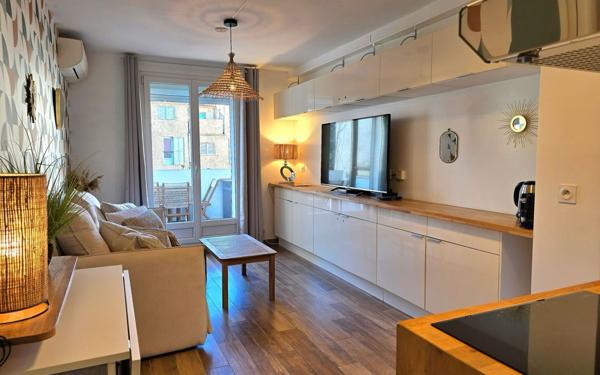 Appartement à vendre    1 pièce • 24 m2 Saint-Cyr-sur-Mer