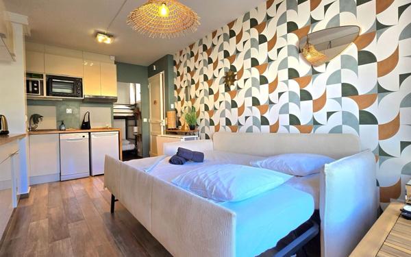 Appartement à vendre    1 pièce • 24 m2 Saint-Cyr-sur-Mer