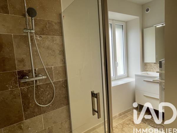 Maison à vendre 6 pièces 122 m² Neuillé-Pont-Pierre