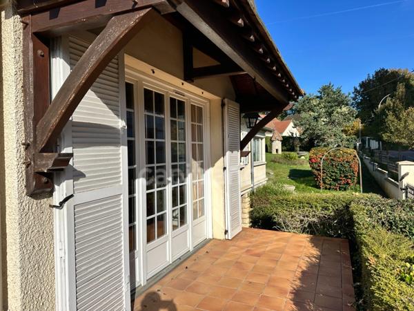 Maison à vendre 8 pièces AUXERRE (89) de 129 m2 4 Chambres sous-sol Garage Terrain