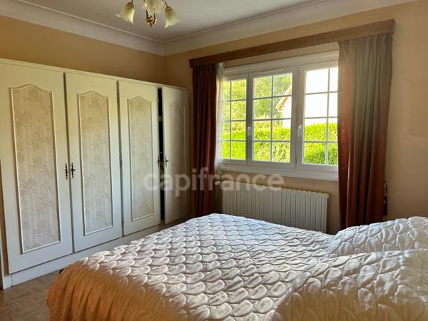 Maison à vendre 8 pièces AUXERRE (89) de 129 m2 4 Chambres sous-sol Garage Terrain