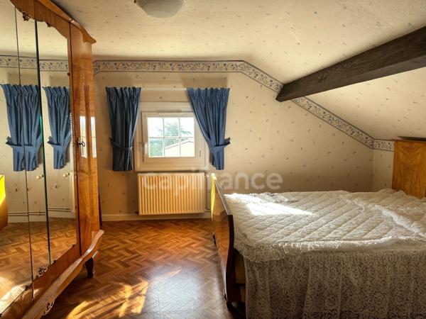 Maison à vendre 8 pièces AUXERRE (89) de 129 m2 4 Chambres sous-sol Garage Terrain