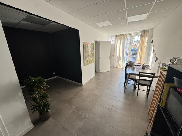 33100 BORDEAUX - Local commercial/ professionnel de 76m2 à louer