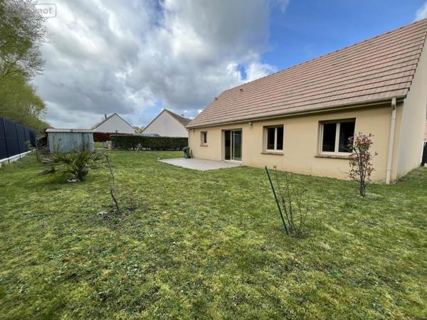 Maison à vendre à Connerré dans la Sarthe (72160), ref : 72033-431