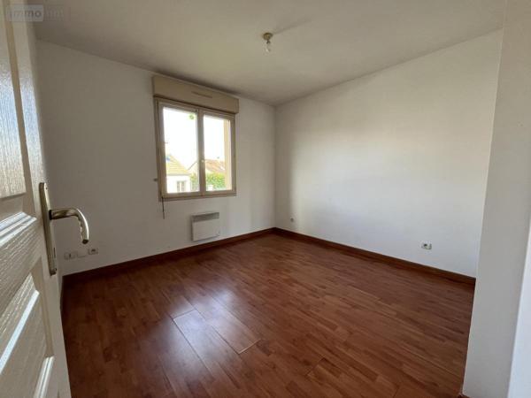 Maison à vendre à Connerré dans la Sarthe (72160), ref : 72033-431