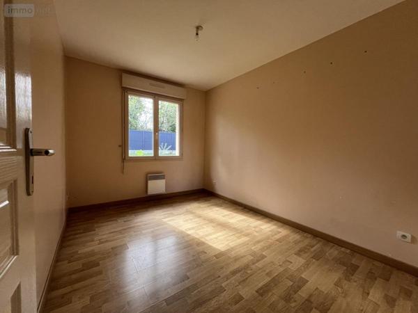 Maison à vendre à Connerré dans la Sarthe (72160), ref : 72033-431
