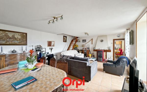 Maison à vendre    3 pièces •  Saint-Bonnet-Tronçais