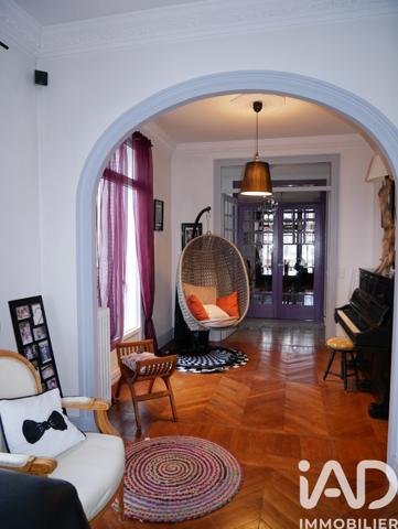 Maison à vendre 8 pièces 231 m² Saint-Brice-sous-Forêt