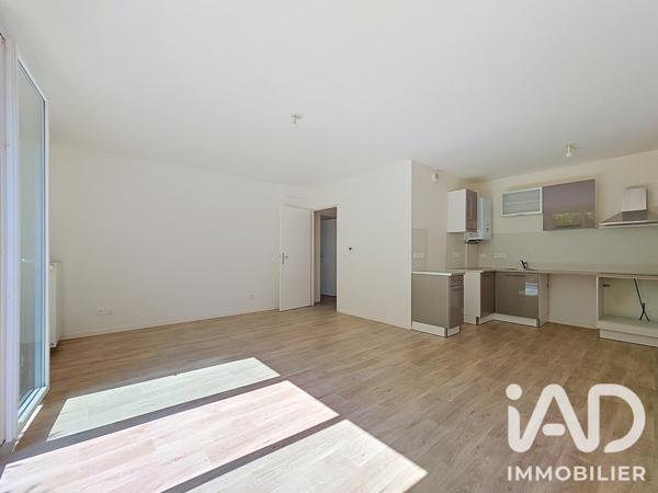 Appartement à vendre 3 pièces 60,95 m² Sainte-Geneviève-des-Bois