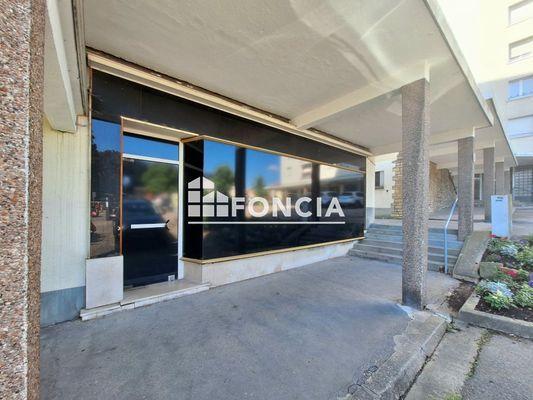 À vendre Local commercial 4 pièces 70 m² - ÉPinal 88000