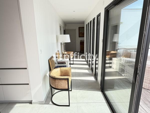 Maison
         6 pièces
        - 202 m² Bien prestige