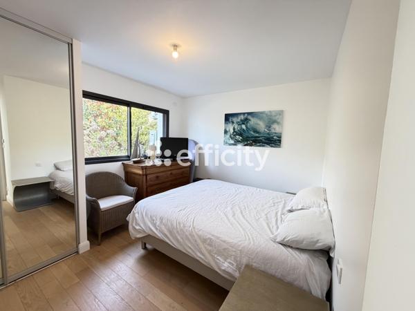 Maison
         6 pièces
        - 202 m² Bien prestige