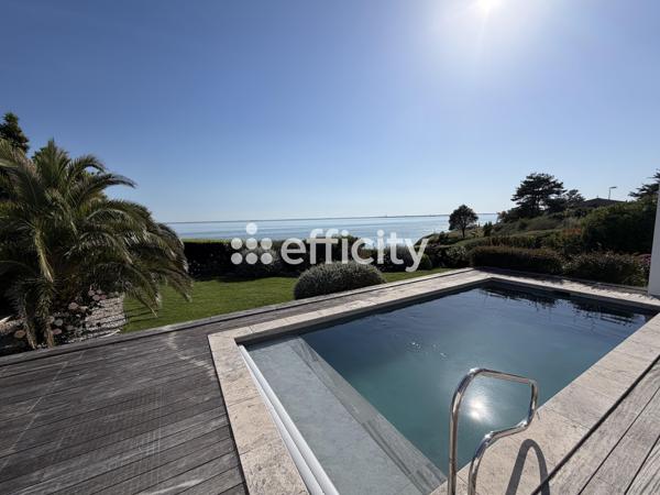 Maison
         6 pièces
        - 202 m² Bien prestige
