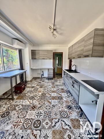Maison à vendre 20 pièces 335 m² Le Luc