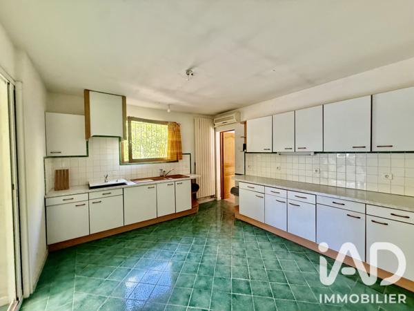 Maison à vendre 20 pièces 335 m² Le Luc