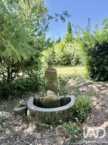 Maison à vendre 20 pièces 335 m² Le Luc