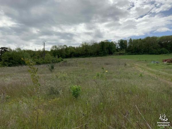 MONT NOTRE DAME- Lotissement de 7 parcelles de terrain à bâtir non viabilisées