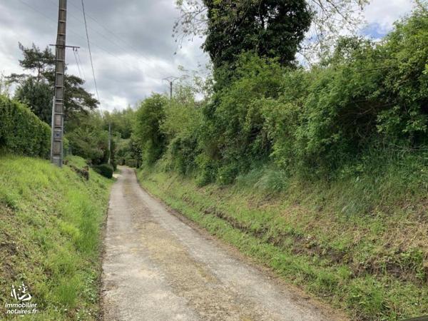 MONT NOTRE DAME- Lotissement de 7 parcelles de terrain à bâtir non viabilisées