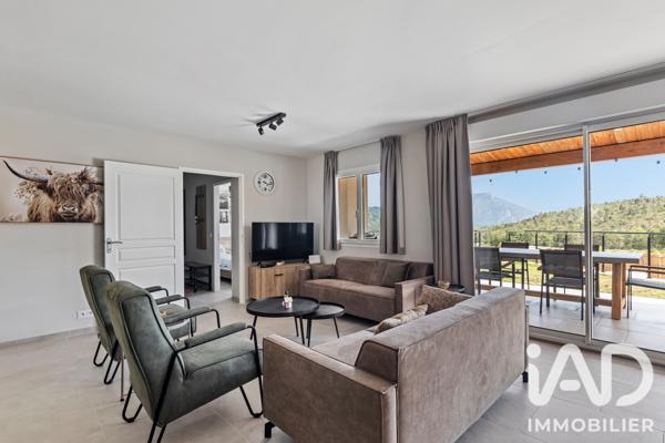 Maison à vendre 5 pièces 94 m² Castellane