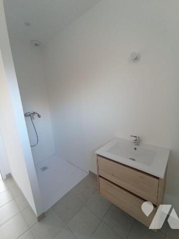 ---Terrassement extérieur sera réalisé par un professionnel en Janvier 2026---
Centre-ville de...