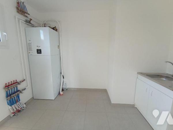 ---Terrassement extérieur sera réalisé par un professionnel en Janvier 2026---
Centre-ville de...