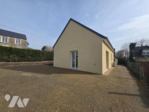 Centre-ville de Condé sur Noireau une maison neuve de plain-pied aux normes PMR et RE 2020 d'en...