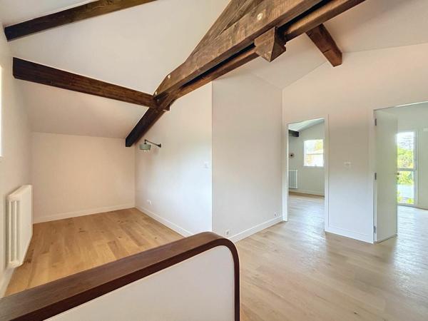 Maison à vendre    7 pièces •  Anglet