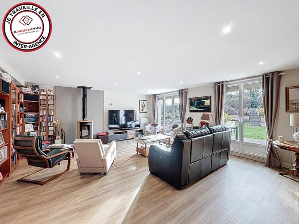 Maison à vendre 10 pièces de 225 m²