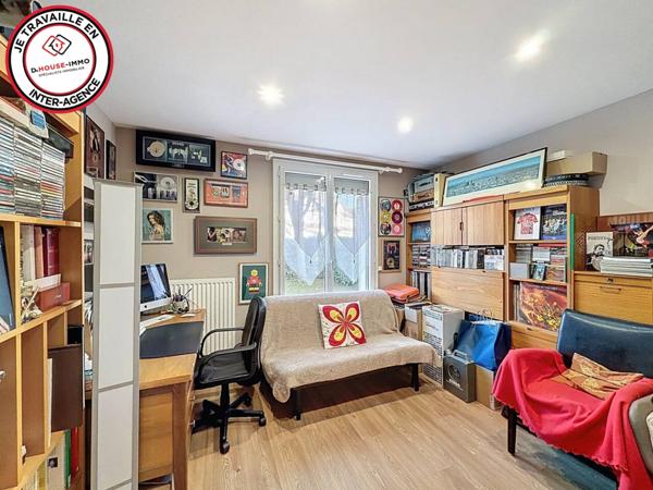 Maison à vendre 10 pièces de 225 m²