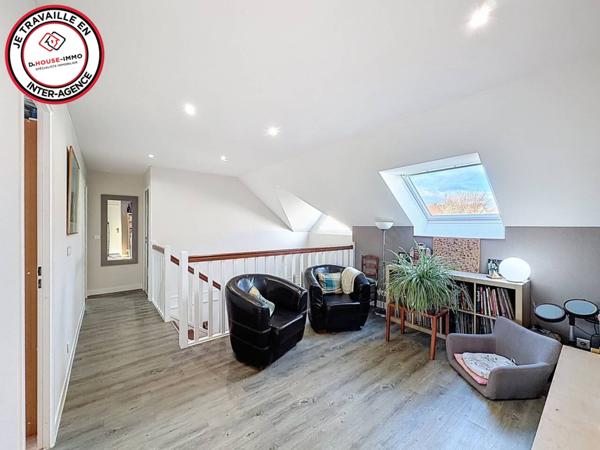 Maison à vendre 10 pièces de 225 m²