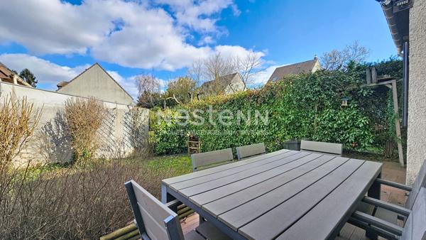 Charmante Maison à Vendre à Morangis - 5 pièces, 3 chambres, très bon état !