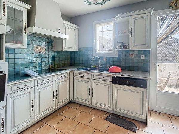 Maison de plain-pied avec garage