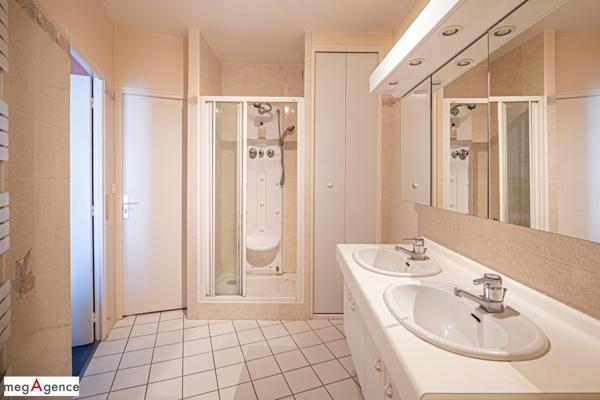 Appartement à LE MANS, 72000 - 6 pièces 140m²