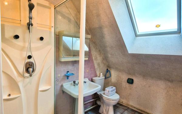 Maison à vendre    6 pièces •  Plouhinec