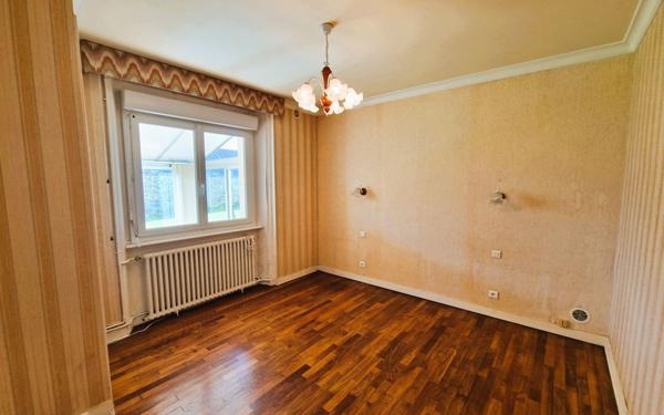 Maison à vendre    6 pièces •  Plouhinec