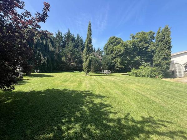 Maison à vendre |  Laroque-d'Olmes |  11 pièces | 447 m²